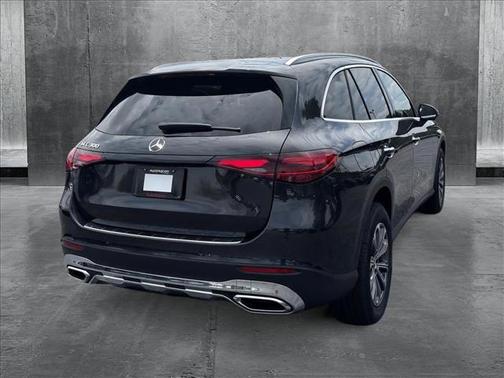 2025 Mercedes-Benz GLC 300 Base