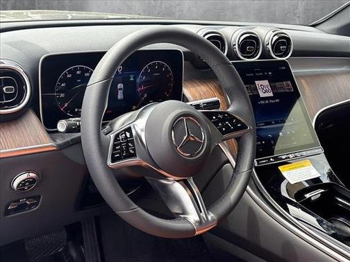 2025 Mercedes-Benz GLC 300 Base