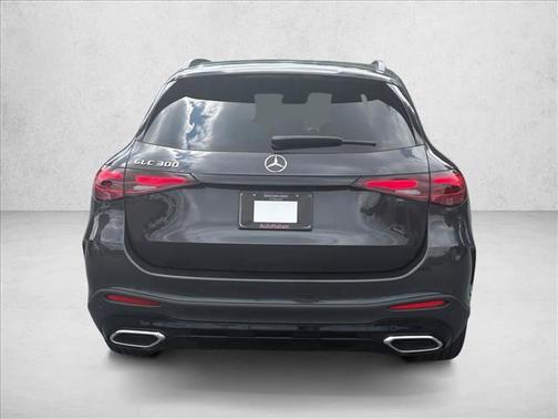 2025 Mercedes-Benz GLC 300 Base