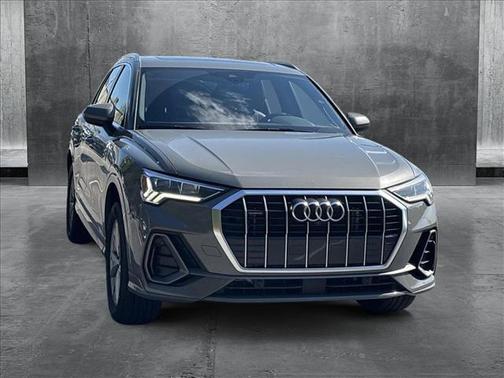 2022 Audi Q3 45 S line Premium Plus