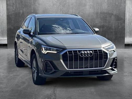 2022 Audi Q3 45 S line Premium Plus
