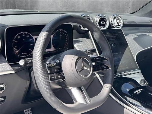 2025 Mercedes-Benz GLC 350e Base