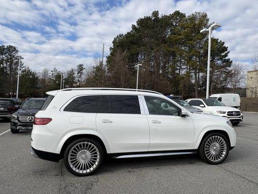 2025 Mercedes-Benz Maybach GLS 600 4MATIC