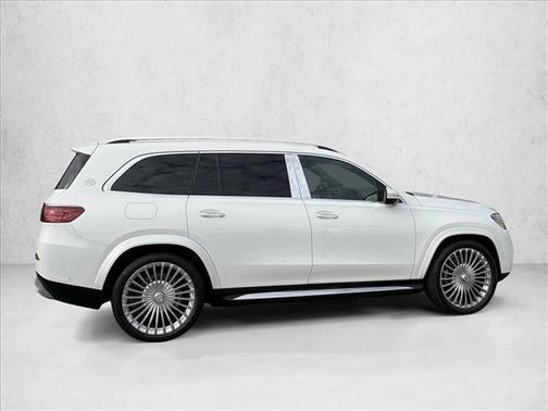 2025 Mercedes-Benz Maybach GLS 600 4MATIC