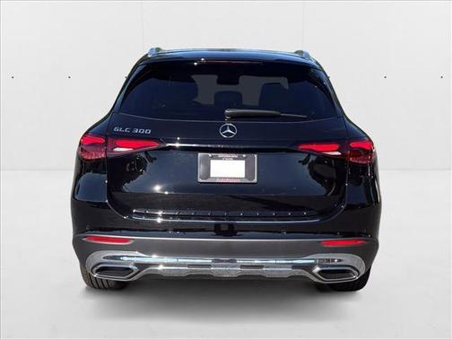 2026 Mercedes-Benz GLC 300 Base