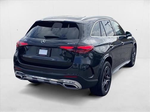 2025 Mercedes-Benz GLC 300 4MATIC