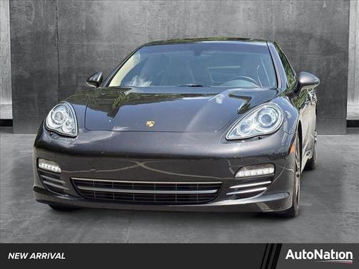 2013 Porsche Panamera 4 Platinum Edition