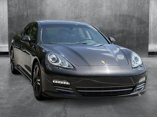 2013 Porsche Panamera 4 Platinum Edition