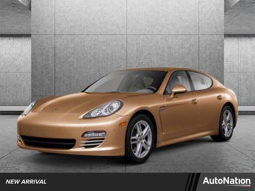 2013 Porsche Panamera 4 Platinum Edition