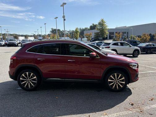 2021 Mercedes-Benz GLA 250 Base 4MATIC