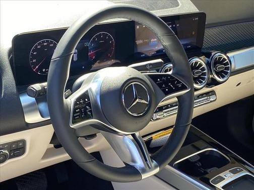 2025 Mercedes-Benz GLB 250 Base