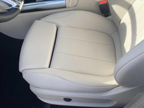 2025 Mercedes-Benz GLA 250 Base