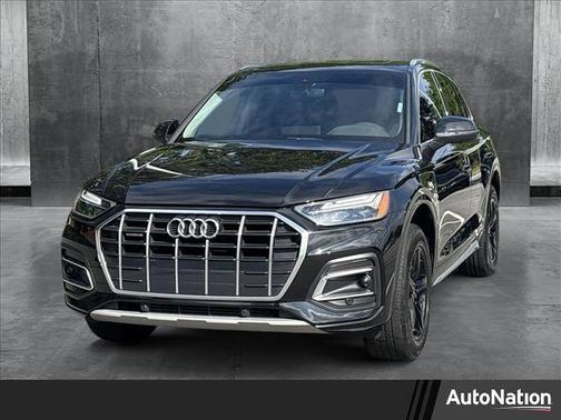 2023 Audi Q5 40 Premium