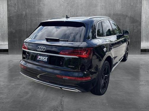 2023 Audi Q5 40 Premium