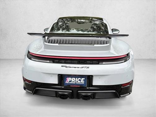 2025 Porsche 911 Carrera GTS