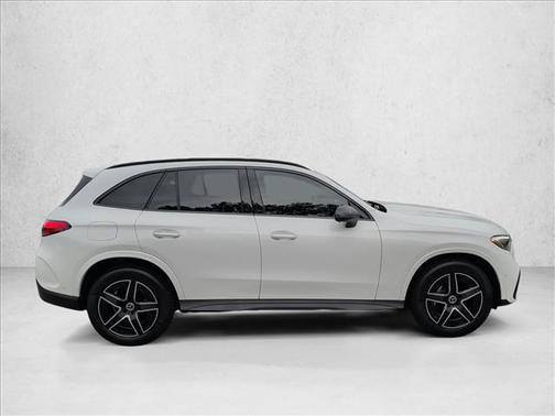 Polar White 2026 Mercedes-Benz GLC 300 4MATIC