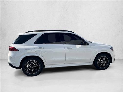 Polar White 2026 Mercedes-Benz GLE 450 4MATIC