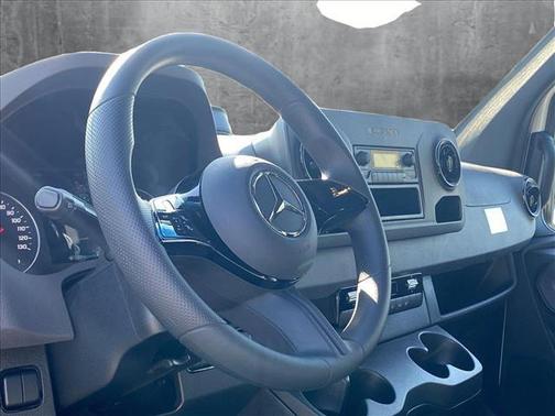 2025 Mercedes-Benz Sprinter 2500 High Roof