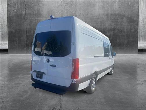 2025 Mercedes-Benz Sprinter 2500 High Roof