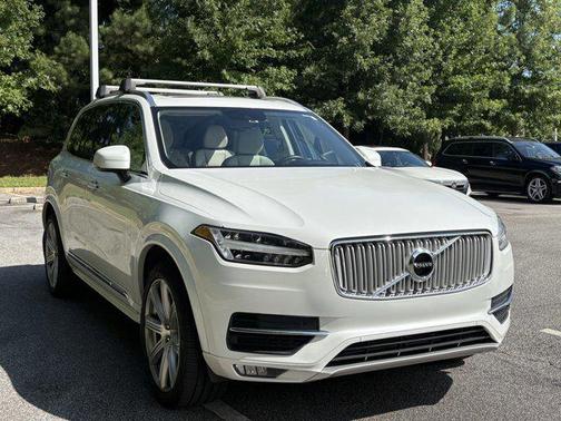 2019 Volvo XC90 T6 Inscription