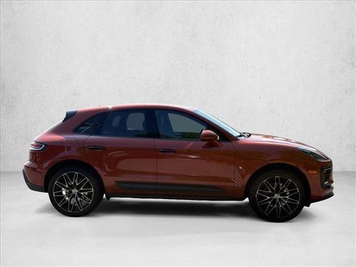 2023 Porsche Macan AWD