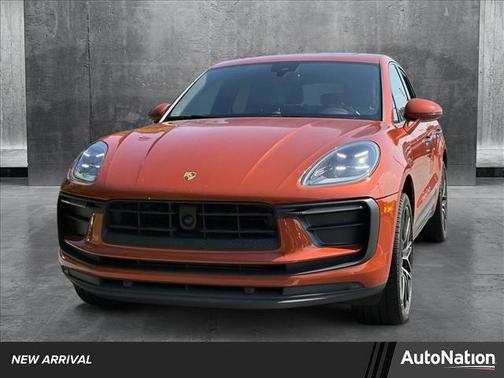 2023 Porsche Macan Base