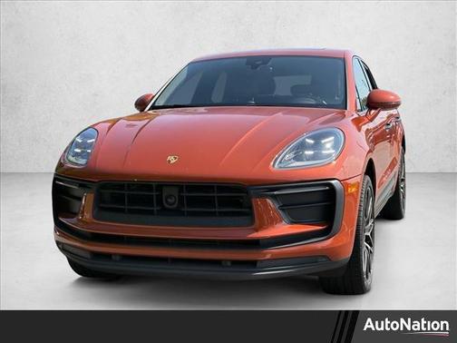 2023 Porsche Macan AWD
