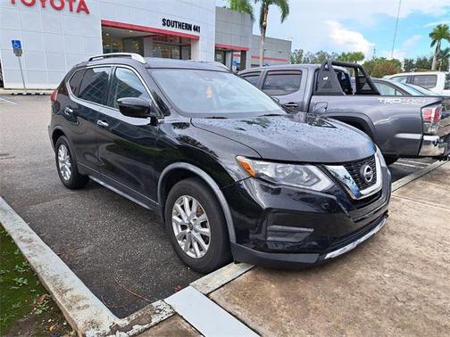 2020 Nissan Rogue SV