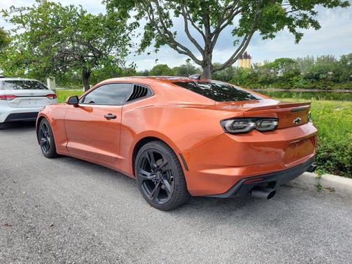 Vivid Orange Metallic 2022 Chevrolet Camaro RWD Coupe LT1
