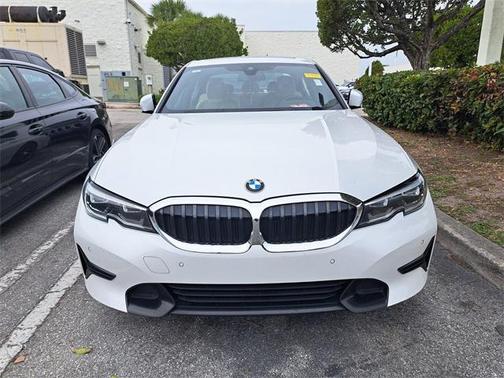 2019 BMW 330 330i