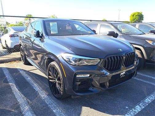 2021 BMW X6 M50i