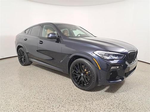 2021 BMW X6 M50i