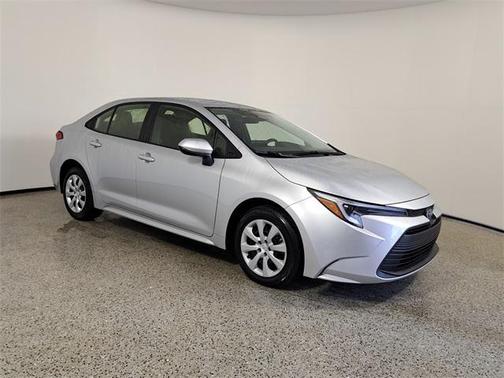 2025 Toyota Corolla Hybrid SE