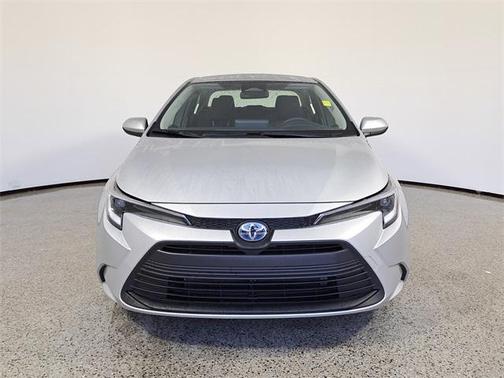 2025 Toyota Corolla Hybrid SE