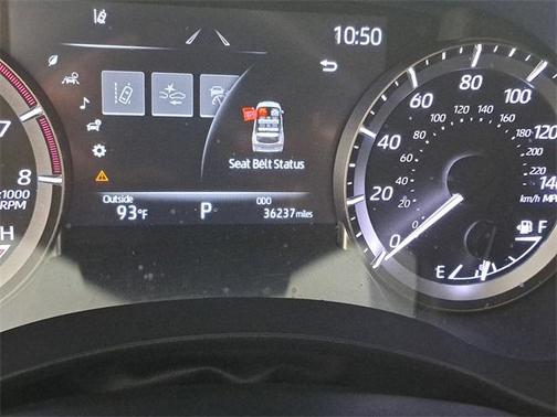Gray 2023 Toyota Highlander LE