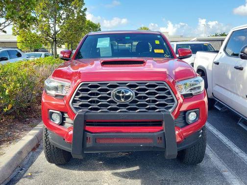 Barcelona Red Metallic 2022 Toyota Tacoma TRD Sport