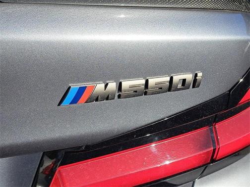 2021 BMW M550 i Xdrive