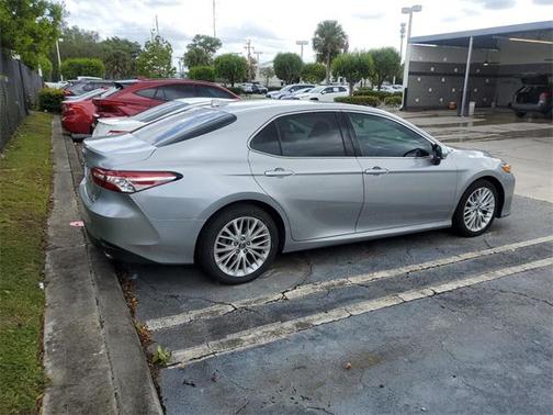 2019 Toyota Camry XLE