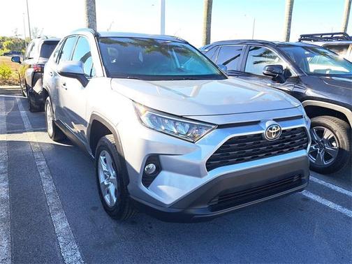 2021 Toyota RAV4 XLE