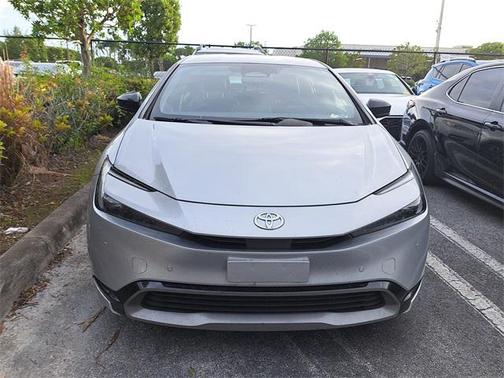 2023 Toyota Prius XLE