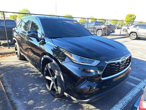 2021 Toyota Highlander L