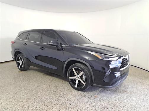 2021 Toyota Highlander L