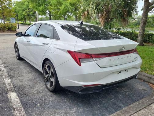 Ceramic White 2023 Hyundai ELANTRA HEV Limited