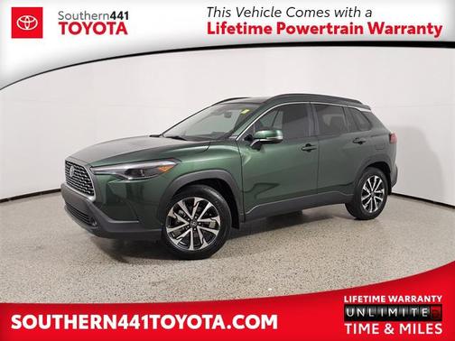 2024 Toyota Corolla Cross XLE