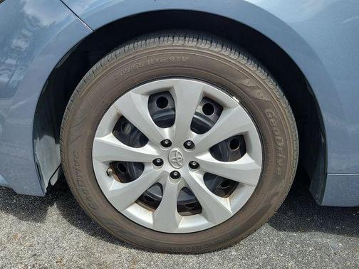Celestite 2021 Toyota Corolla LE