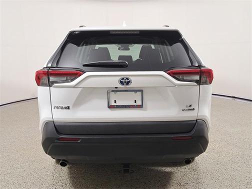 2022 Toyota RAV4 Hybrid SE