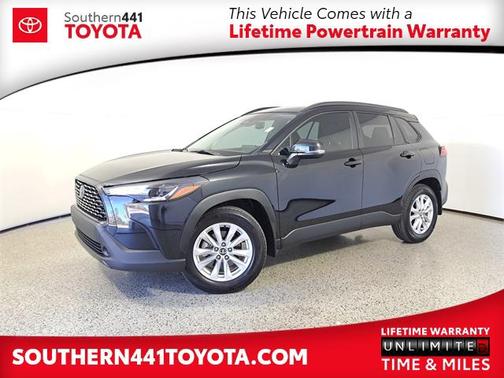 2024 Toyota Corolla Cross LE