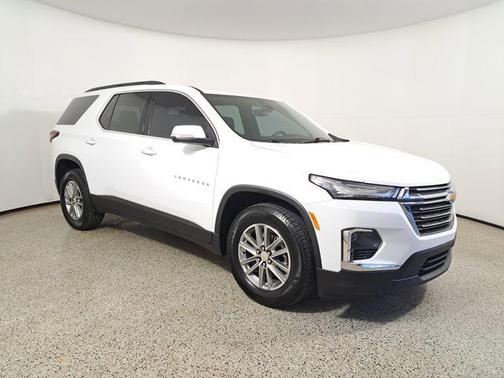 Summit White 2023 Chevrolet Traverse LT Leather