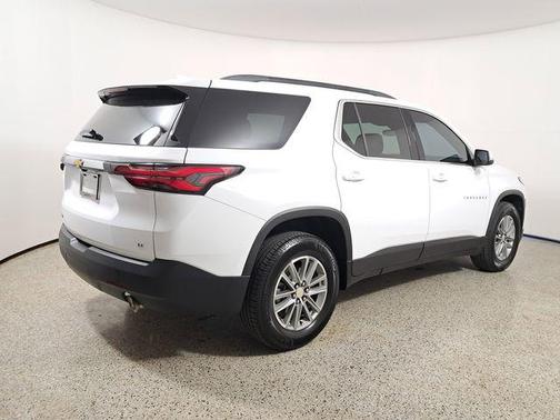 Summit White 2023 Chevrolet Traverse LT Leather