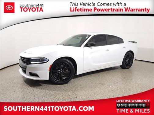 2017 Dodge Charger SXT